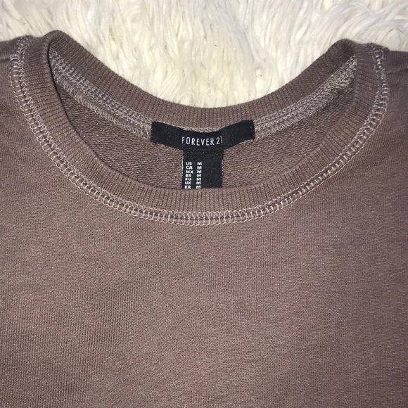 cropped crew neck - Picture 2 of 2